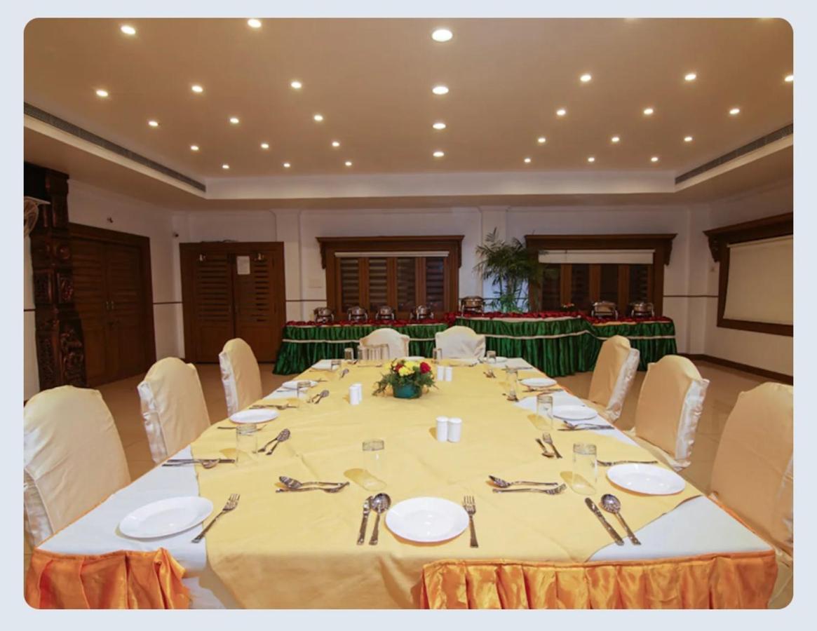 Hotel Sasthapuri Kozhikode Dış mekan fotoğraf